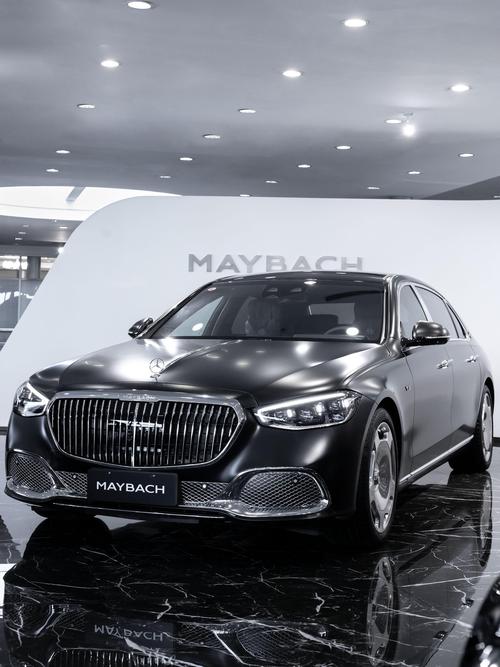 深圳206岚图汽车的售后服务让用户无忧出行，迈巴赫未来的豪华车趋势